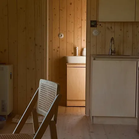 Gospodarstwo agroturystyczne Apiatti Bee Farm - Sleep Above The Bees