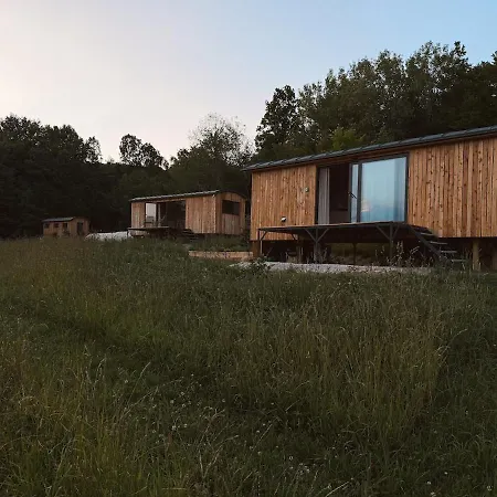 Apiatti Bee Farm - Sleep Above The Bees * Betliar